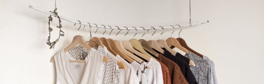 how to package clothes for shippping
